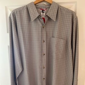 North Face Men’s Coconino button-down shirt